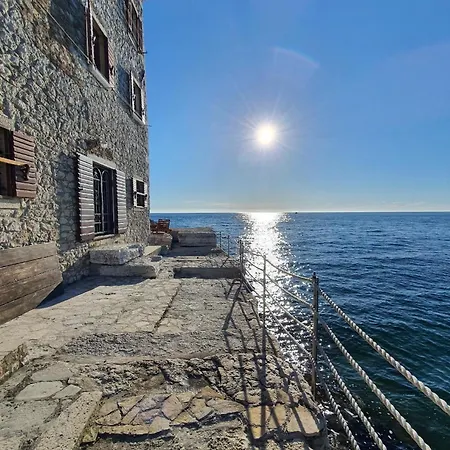 In Mit Terrasse Und Meerblick Διαμέρισμα *