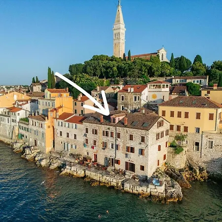 Lägenhet In Mit Terrasse Und Meerblick Rovinj